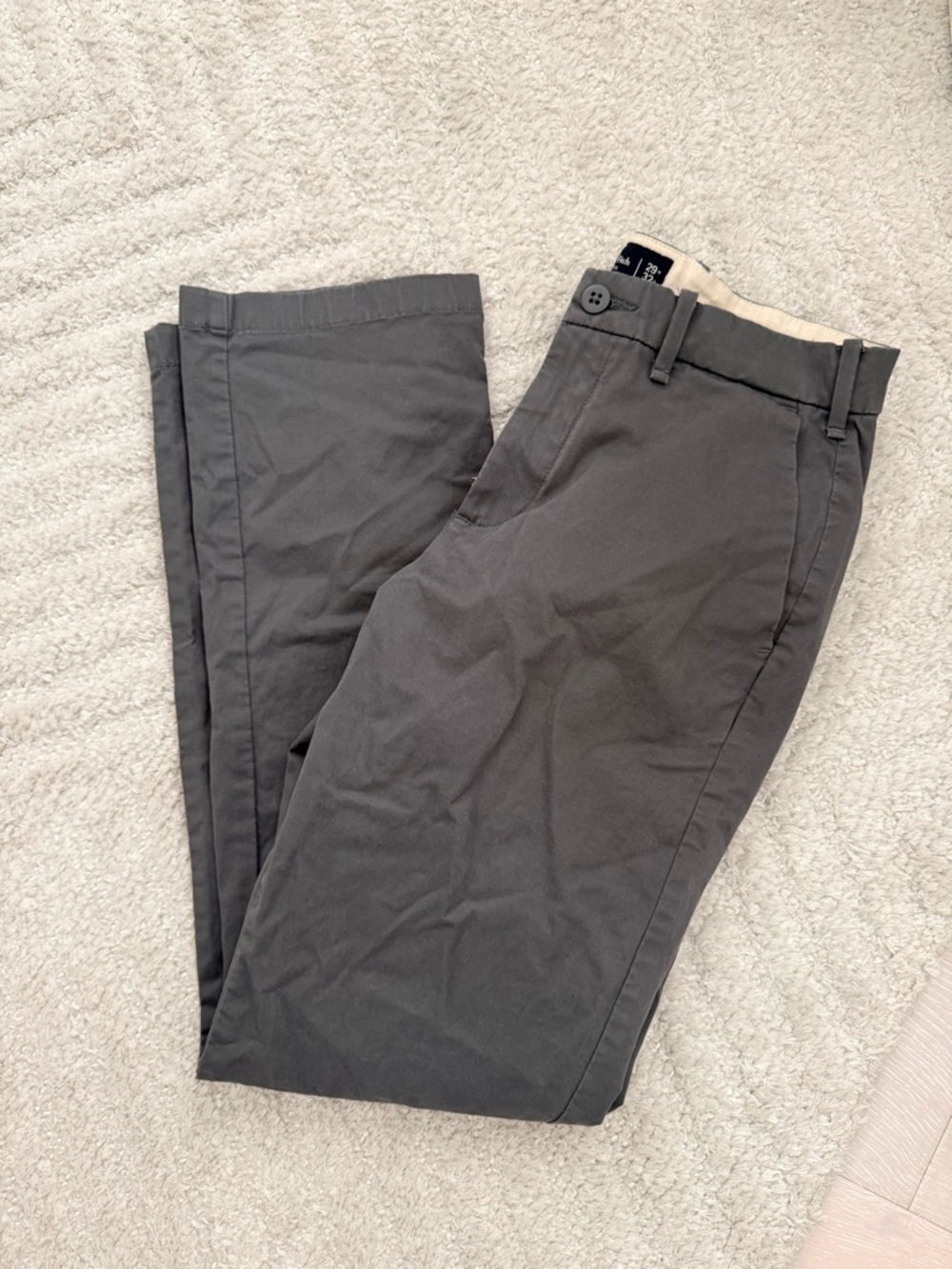 Like New Men’s Abercrombie Straight Leg Chinos - Size 29/32 Dark Blue